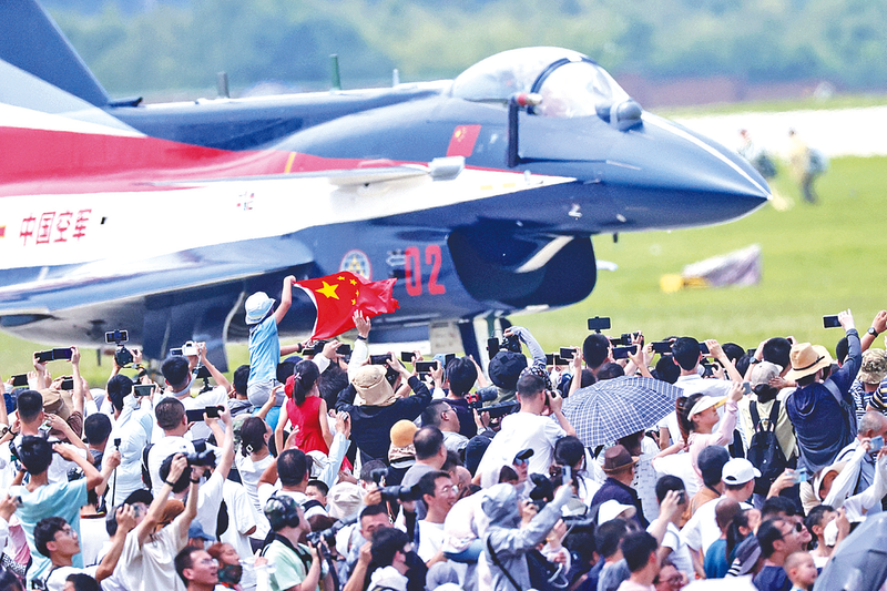 胖妹的逼长春航空展迎来首个公众日